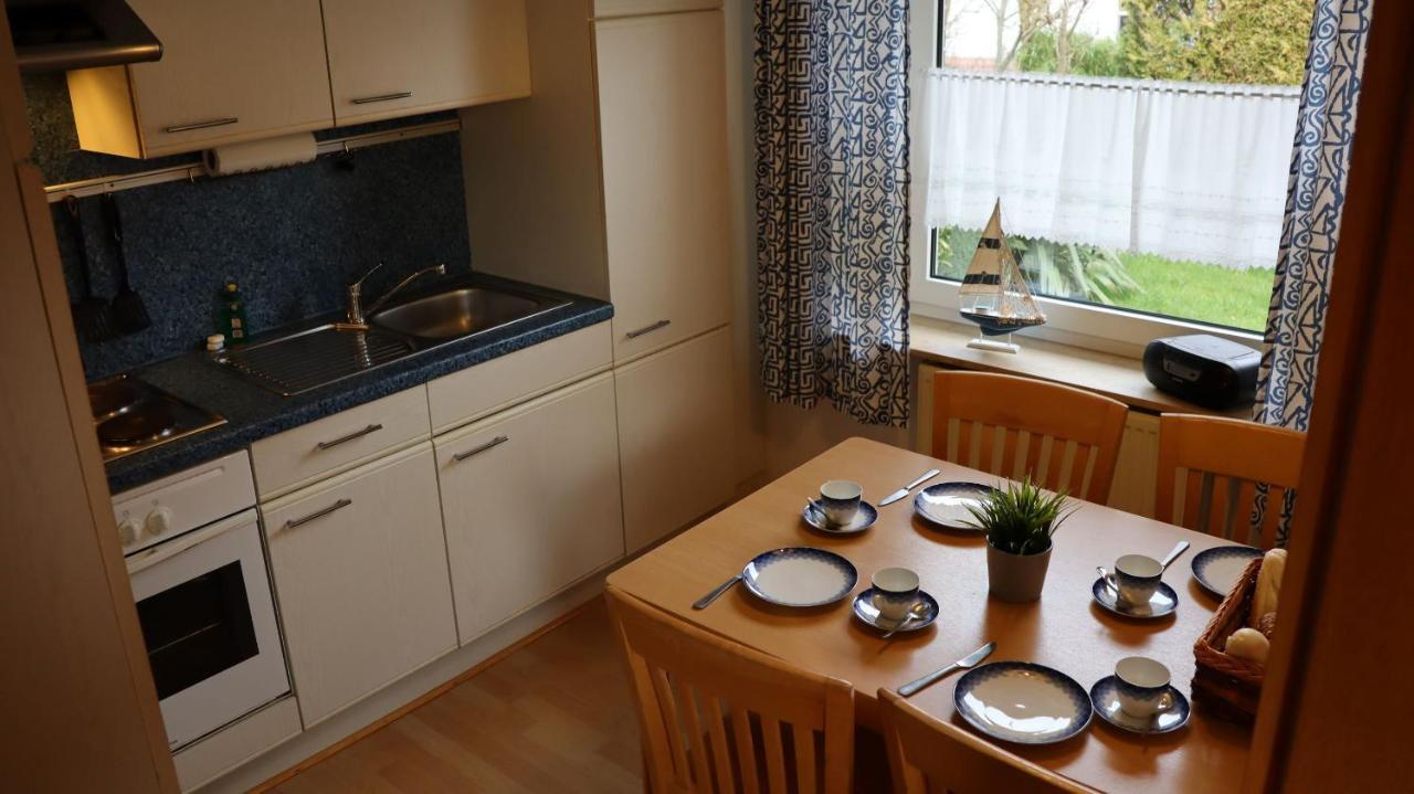 Ferienhaus Krabbenhuus Carolinensiel Bagian luar foto