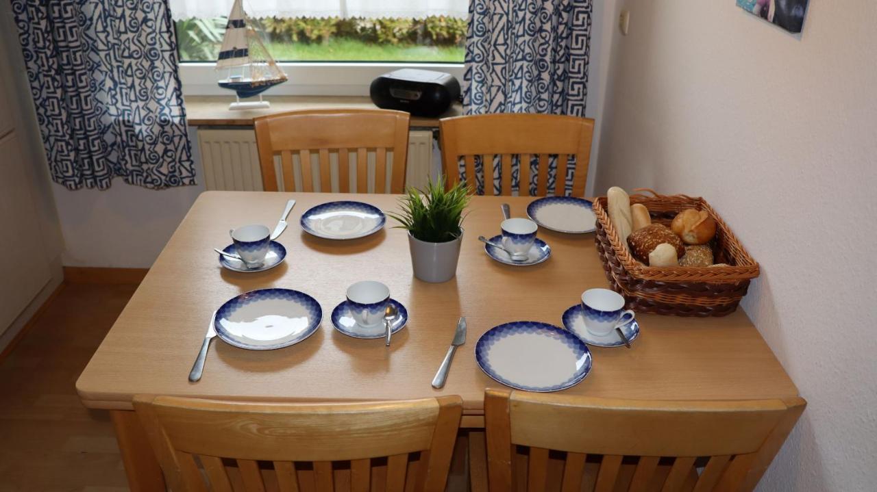 Ferienhaus Krabbenhuus Carolinensiel Bagian luar foto